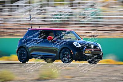 media/Oct-18-2025-Extreme Speed (Sat) [[d6d7e1fef1]]/Group 5/Session 3 (Turn 1)/